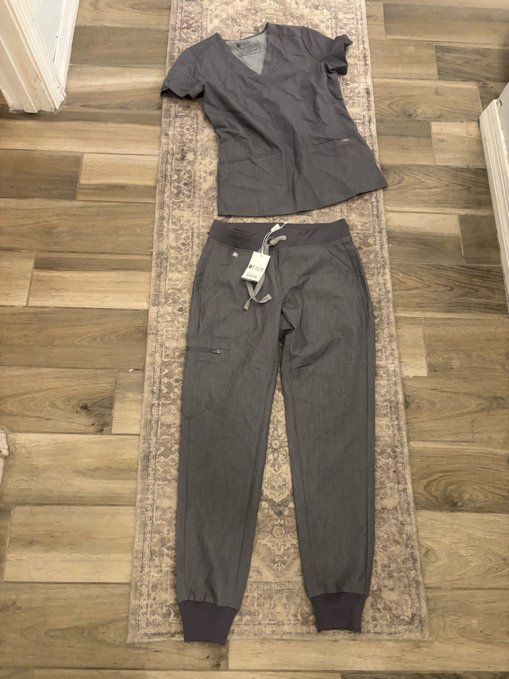 Figs plus size scrub set gray Catarina top XXS Zamora jogger XS NWT